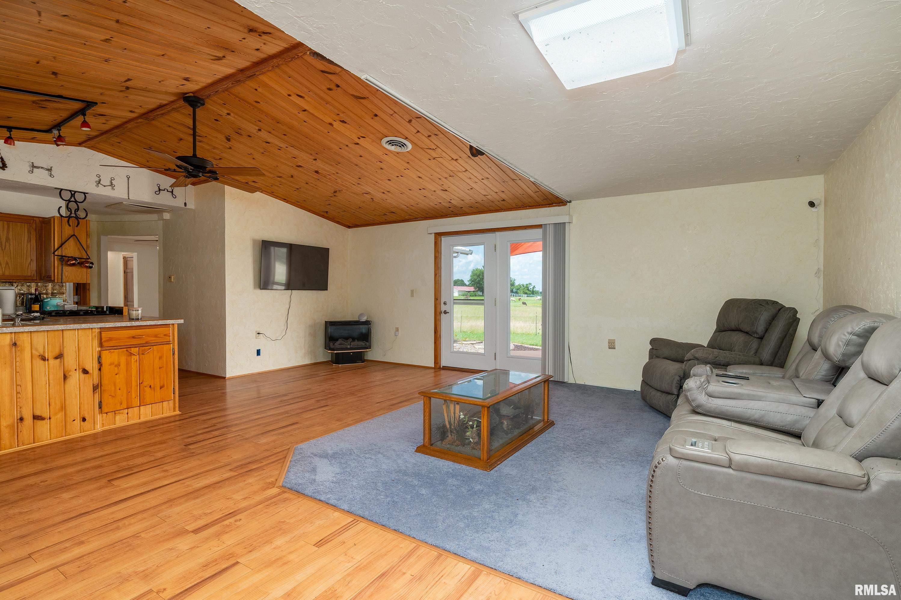 29 Bridle Lane Stonefort, IL 62987 - Photo 12 of 56
