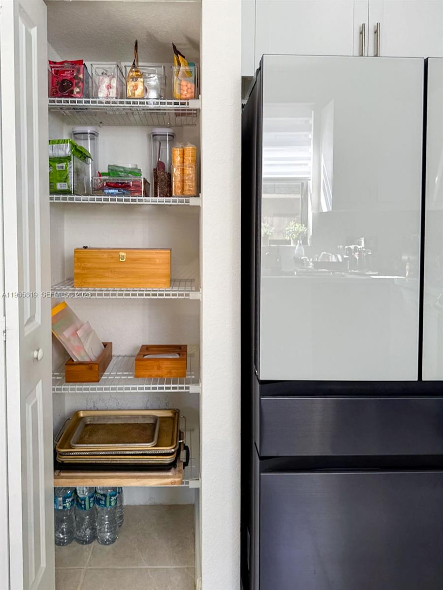 20917 Northeast 8th Avenue Miami, FL 33162 - Photo 6 of 44