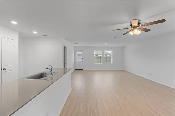 $2,250 | 2633 Winterfell Street, Corpus Christi, TX 78415