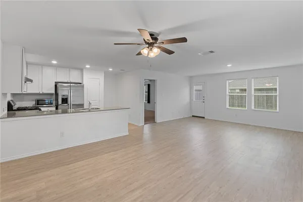 $2,250 | 2633 Winterfell Street, Corpus Christi, TX 78415