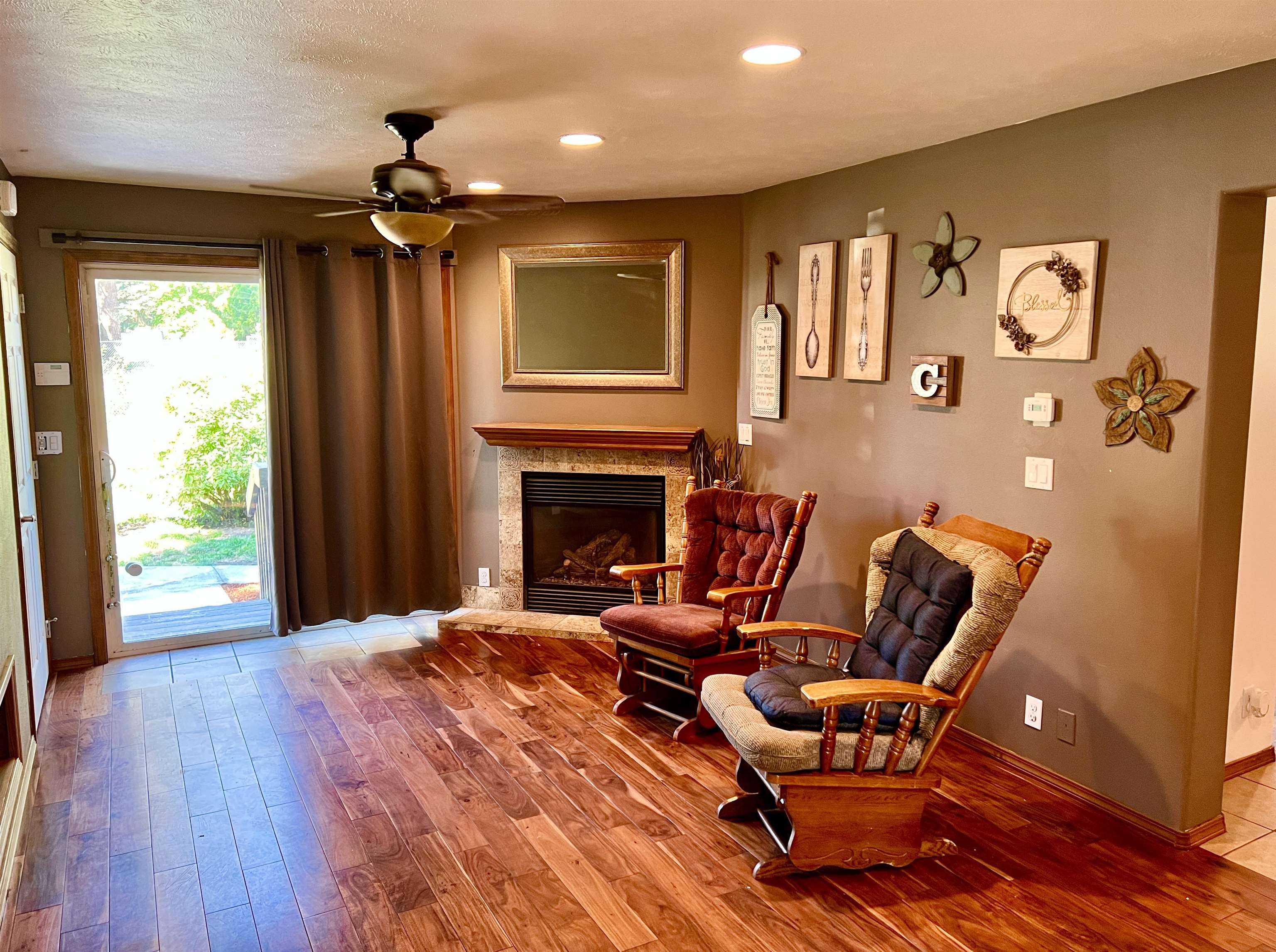 40392 Lynn Road Loon Lake, WA 99148 - Photo 8 of 50 Gallery Image 8