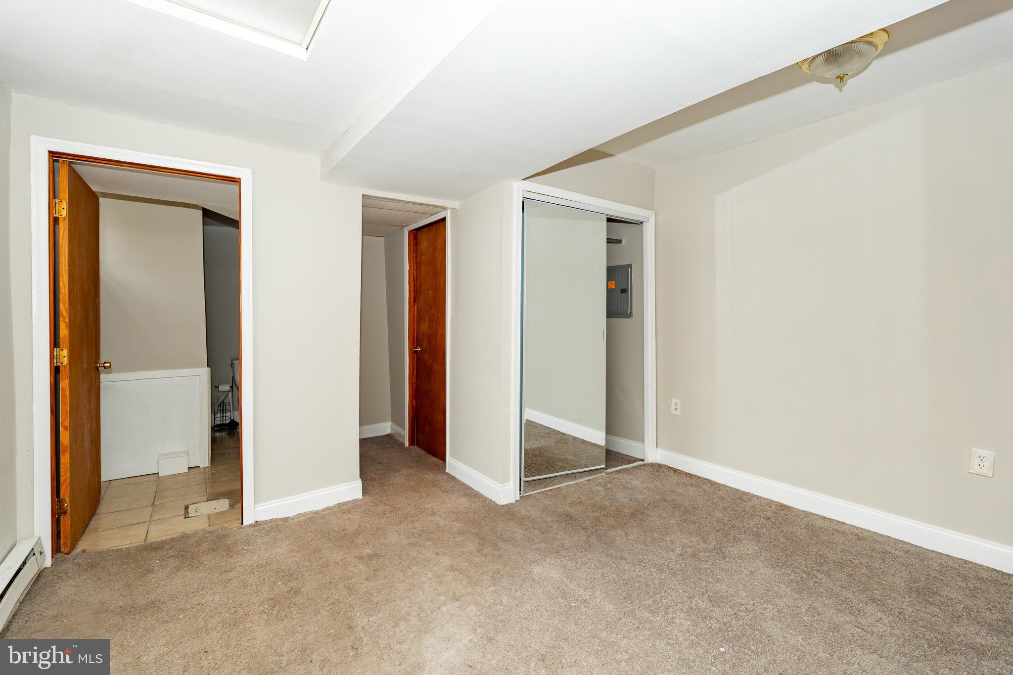 5763 Pemberton Street, Unit C Philadelphia, PA 19143 - Photo 19 of 37