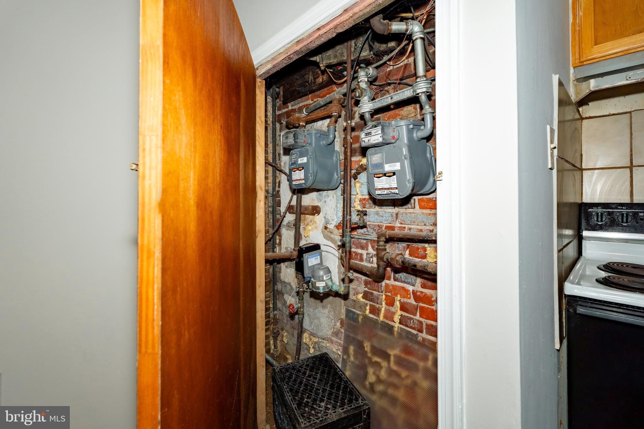 5763 Pemberton Street, Unit C Philadelphia, PA 19143 - Photo 26 of 37