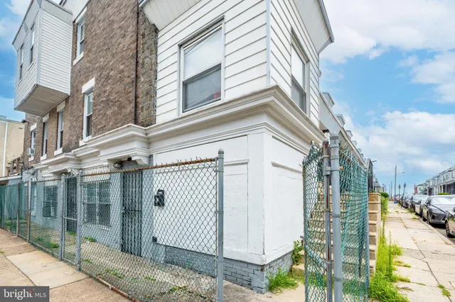 $1,200 | 5763 Pemberton Street, Unit C, Philadelphia, PA 19143