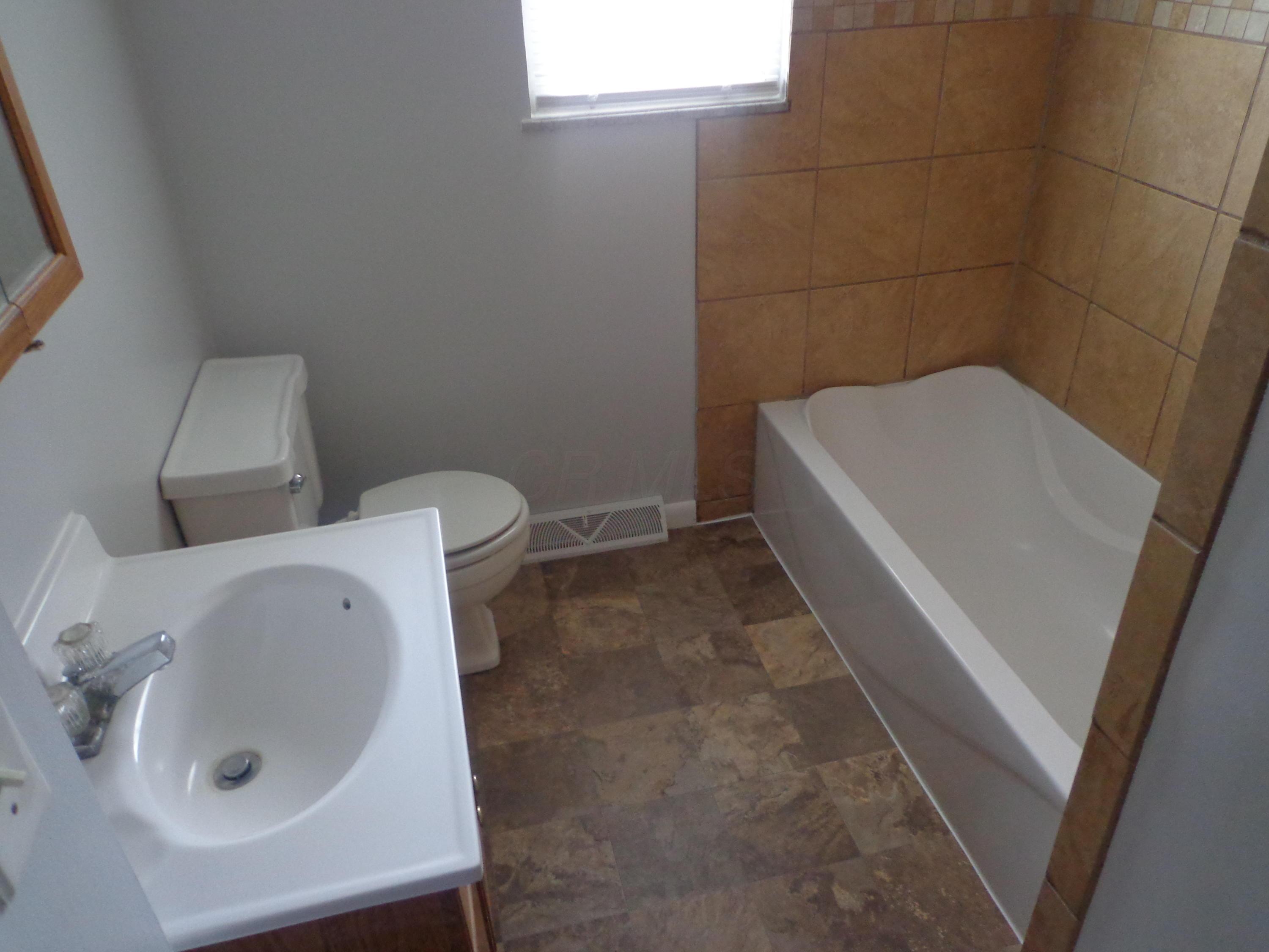 839 Spring Street Lancaster, OH 43130 - Photo 9 of 21