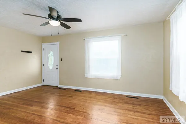 $254,900 | 98 Maplewood Avenue, Pocatello, ID 83204