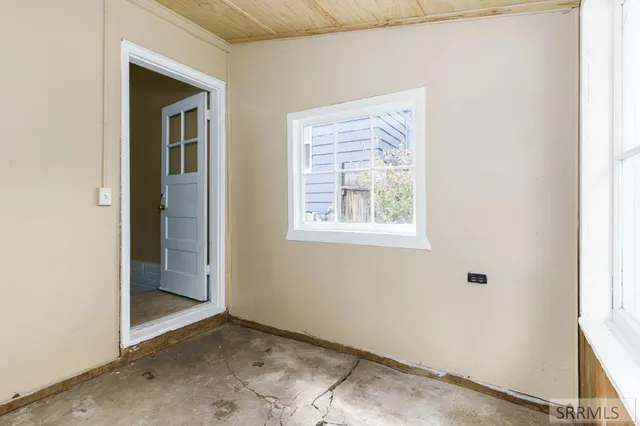 $254,900 | 98 Maplewood Avenue, Pocatello, ID 83204