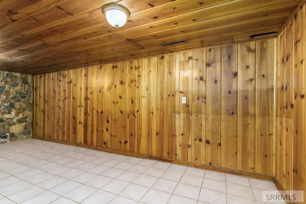 $254,900 | 98 Maplewood Avenue, Pocatello, ID 83204
