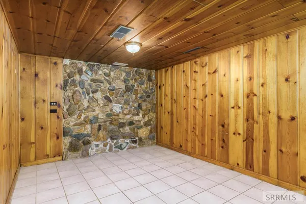 $254,900 | 98 Maplewood Avenue, Pocatello, ID 83204