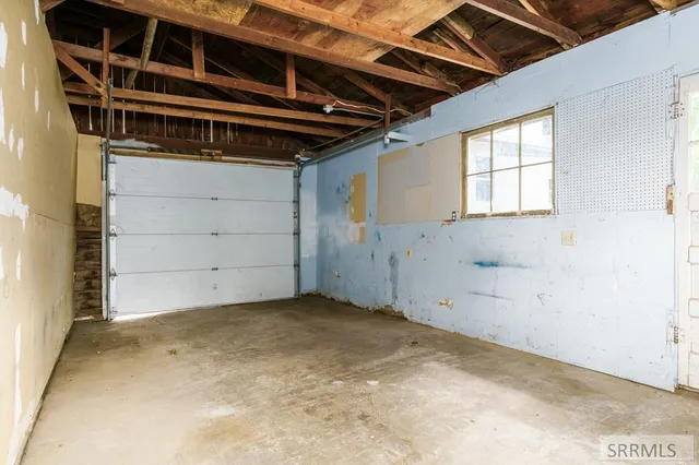 $254,900 | 98 Maplewood Avenue, Pocatello, ID 83204