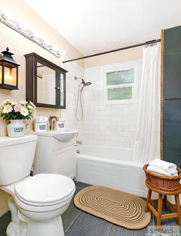 $254,900 | 98 Maplewood Avenue, Pocatello, ID 83204