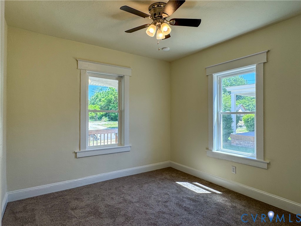 1014 Hamilton Avenue Colonial Heights, VA 23834 - Photo 14 of 32