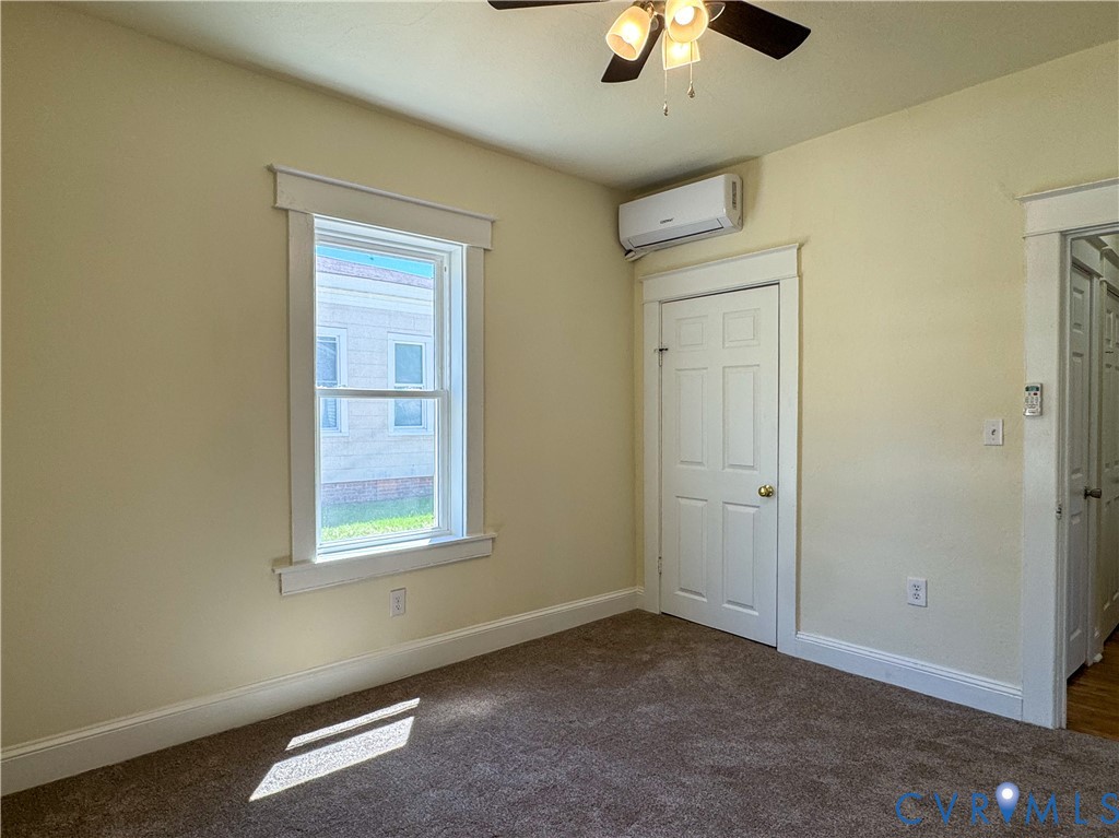 1014 Hamilton Avenue Colonial Heights, VA 23834 - Photo 15 of 32