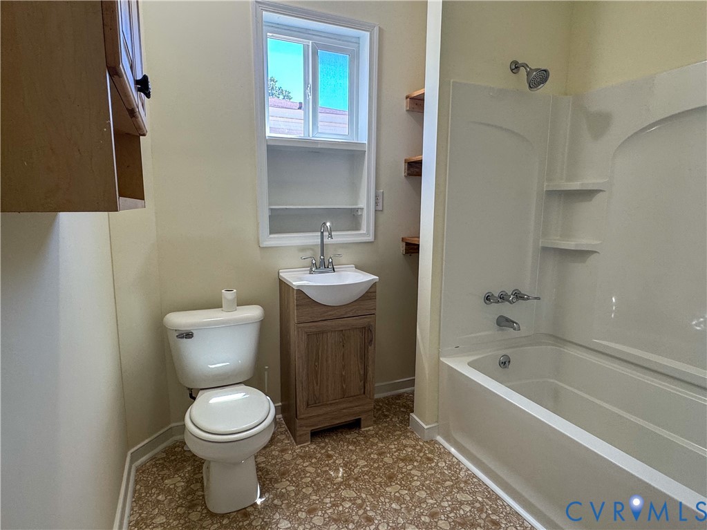 1014 Hamilton Avenue Colonial Heights, VA 23834 - Photo 19 of 32