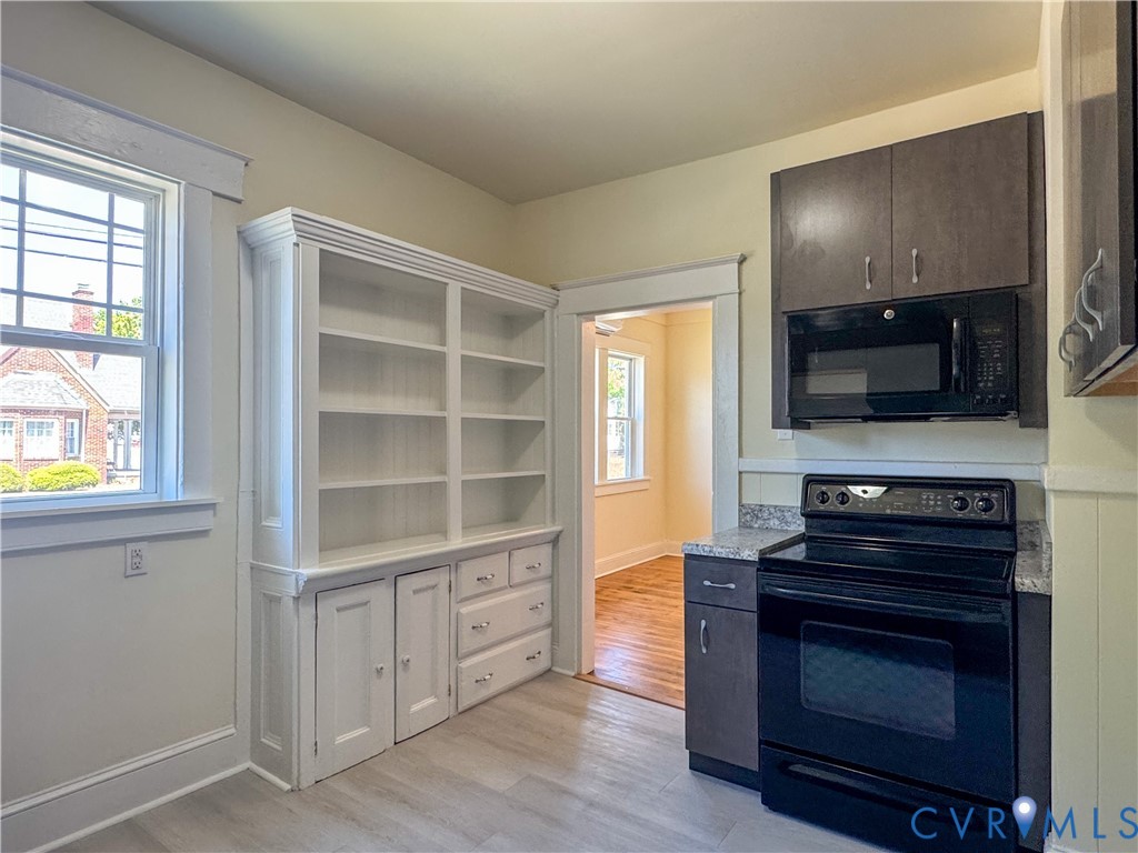 1014 Hamilton Avenue Colonial Heights, VA 23834 - Photo 10 of 32