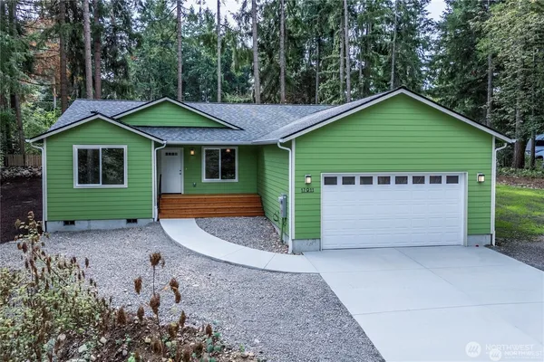 $439,999 | 17911 Clearland Boulevard Southeast, Yelm, WA 98597