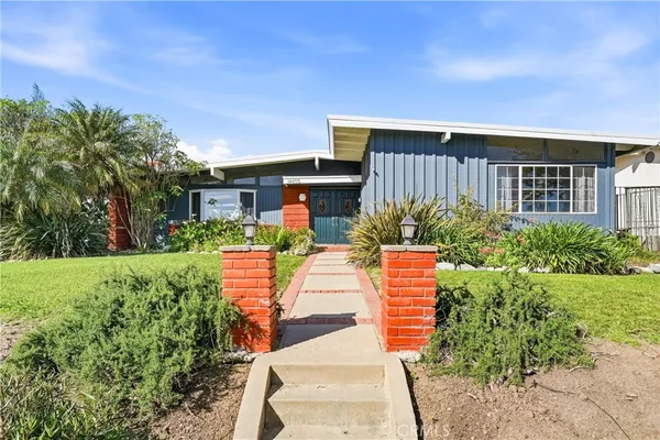 $1,035,000 | 14855 Valeda Drive, La Mirada, CA 90638