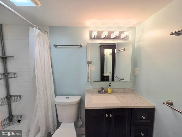 $2,150 | 1935 Wilson Lane, Unit 103, McLean, VA 22102