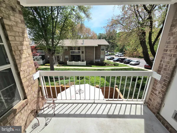 $2,150 | 1935 Wilson Lane, Unit 103, McLean, VA 22102