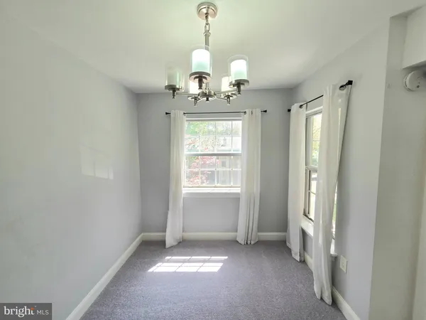 $2,150 | 1935 Wilson Lane, Unit 103, McLean, VA 22102