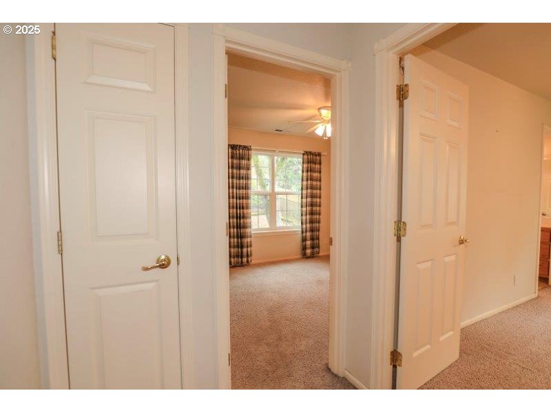 1147 Southeast Kane Street Roseburg, OR 97470 - Photo 30 of 41 a view of a bathroom with a shower