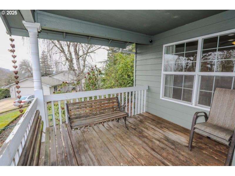 1147 Southeast Kane Street Roseburg, OR 97470 - Photo 5 of 41 a view of a chairs in a balcony