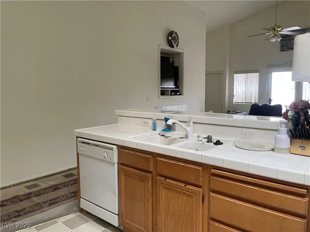 $430,000 | 648 Hitchen Post Drive, Henderson, NV 89011