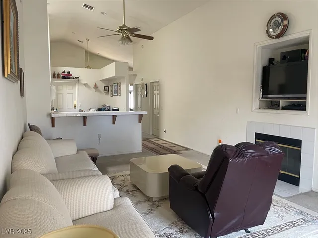 $430,000 | 648 Hitchen Post Drive, Henderson, NV 89011