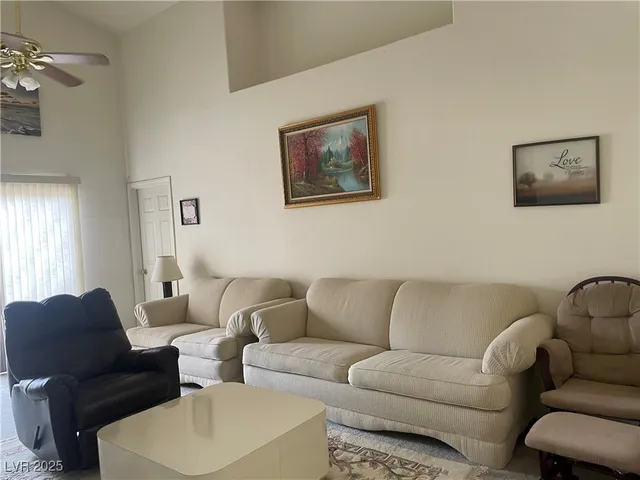 $430,000 | 648 Hitchen Post Drive, Henderson, NV 89011