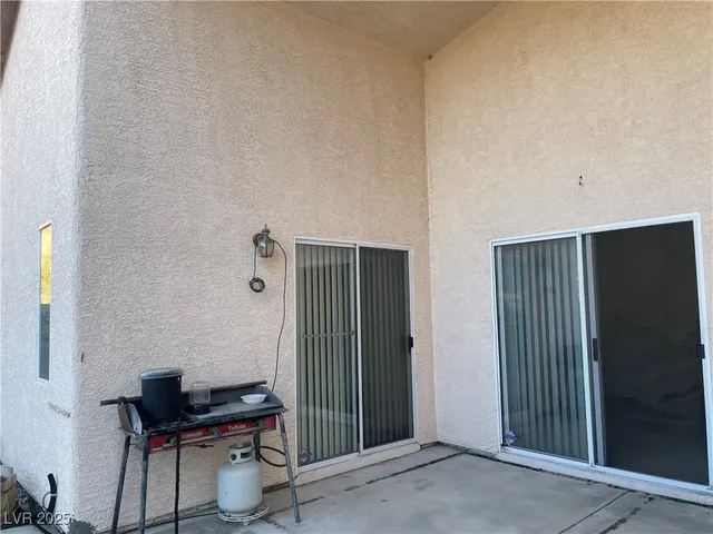 $430,000 | 648 Hitchen Post Drive, Henderson, NV 89011