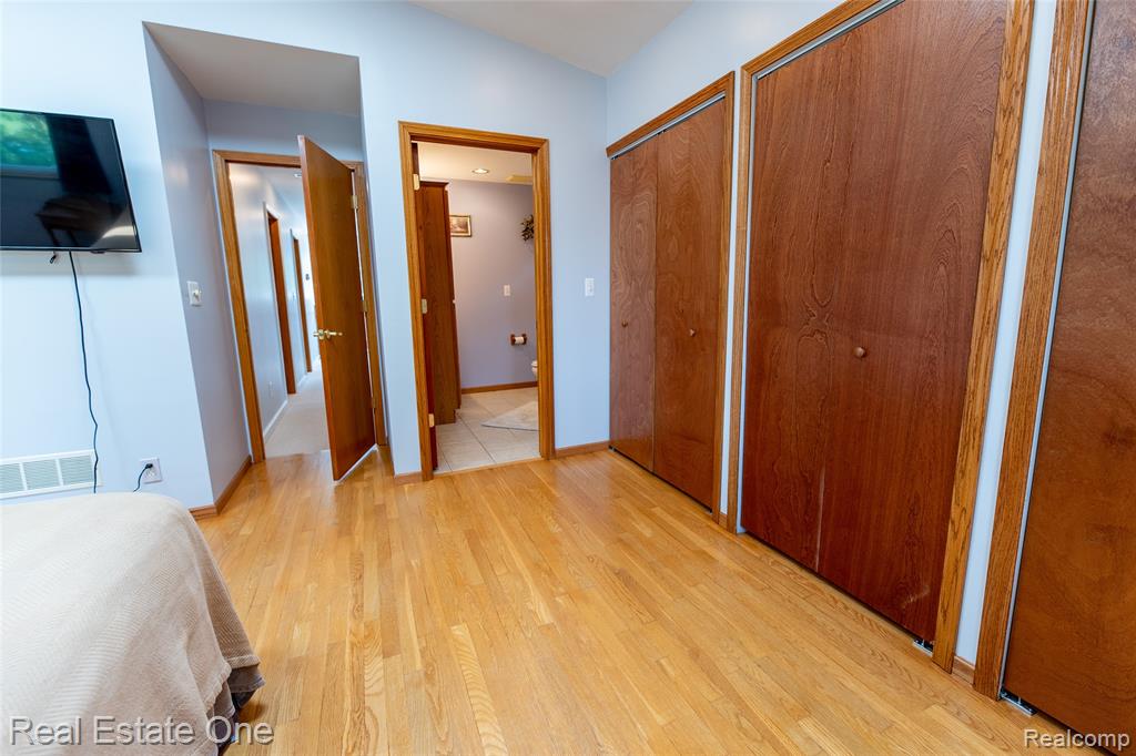 3180 Eastwood Drive Rochester, MI 48309 - Photo 24 of 45