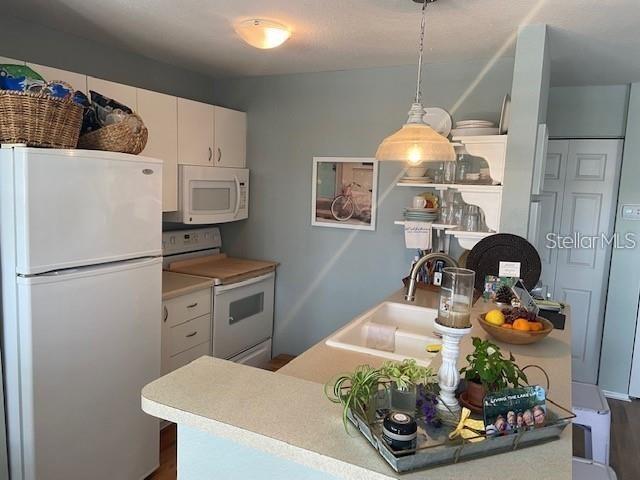 850 South Tamiami Trail, Unit 123 Sarasota, FL 34236 - Photo 4 of 12