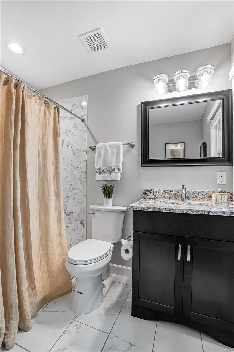 269 Oak Path Drive Ballwin, MO 63011 - Photo 17 of 29