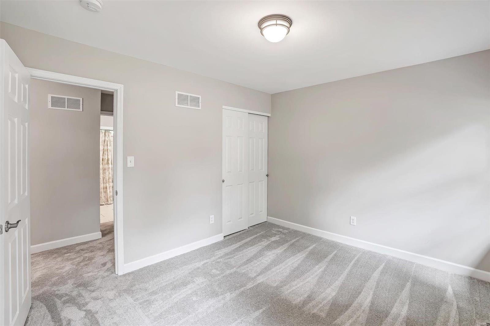 269 Oak Path Drive Ballwin, MO 63011 - Photo 19 of 29