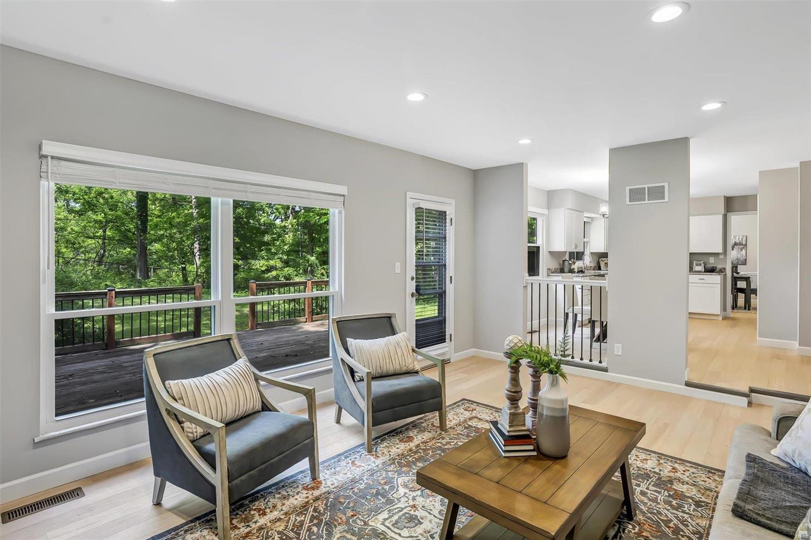 269 Oak Path Drive Ballwin, MO 63011 - Photo 6 of 29