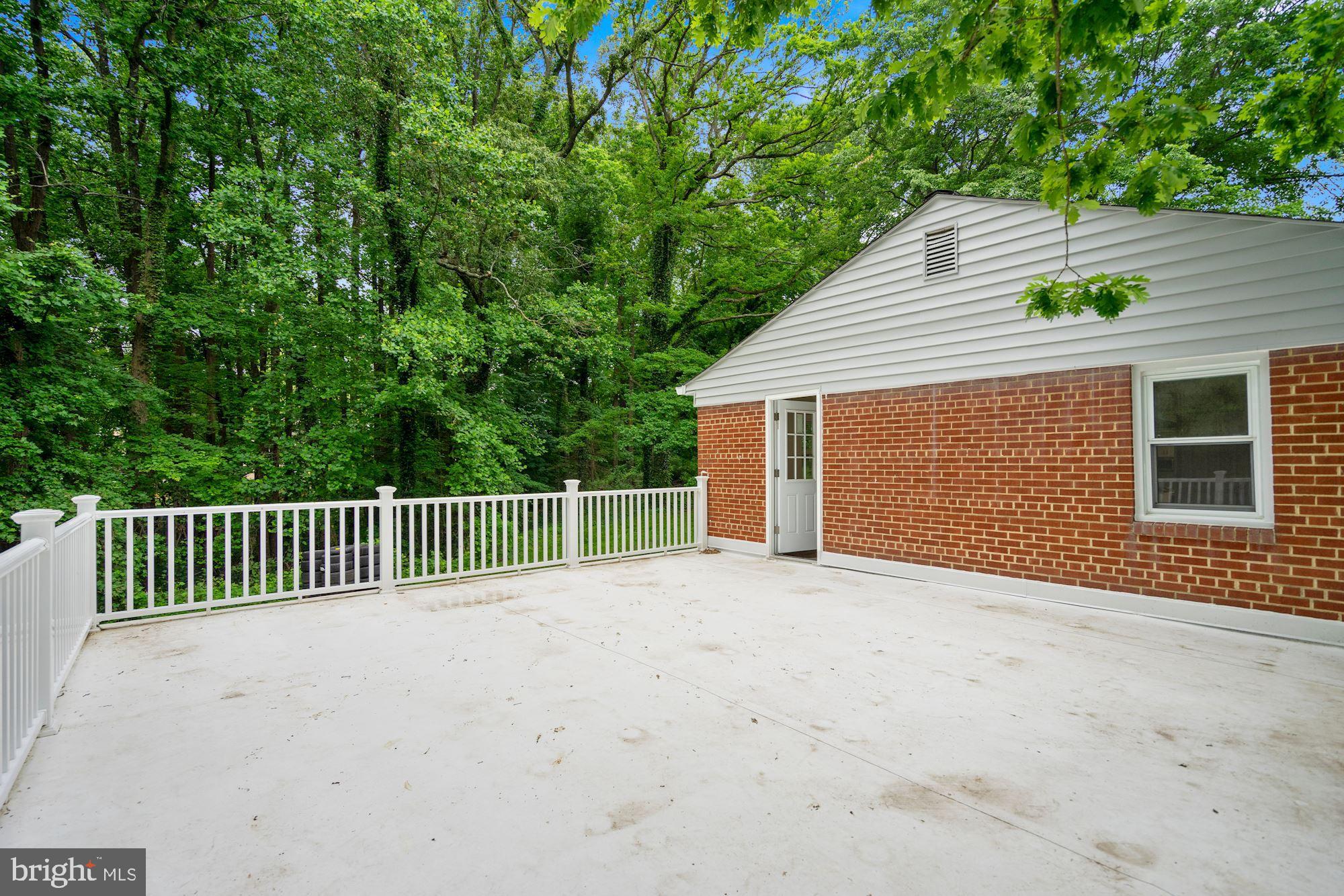 9101 Old Keene Mill Road Springfield, VA 22152 - Photo 23 of 28 a view of backyard with green space