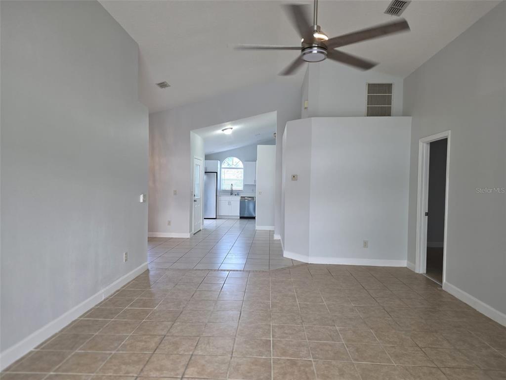 135 South Roma Way Kissimmee, FL 34746 - Photo 4 of 14