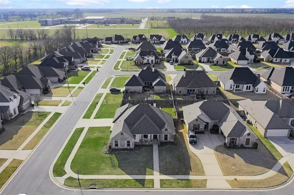 $335,900 | 501 Hempstead Circle, Benton, LA 71006