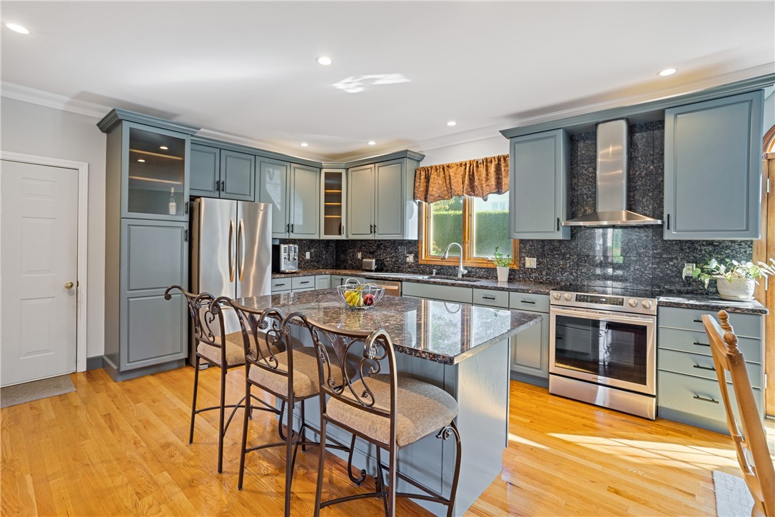 25 Linfield Circle Lincoln, RI 02865 - Photo 15 of 45