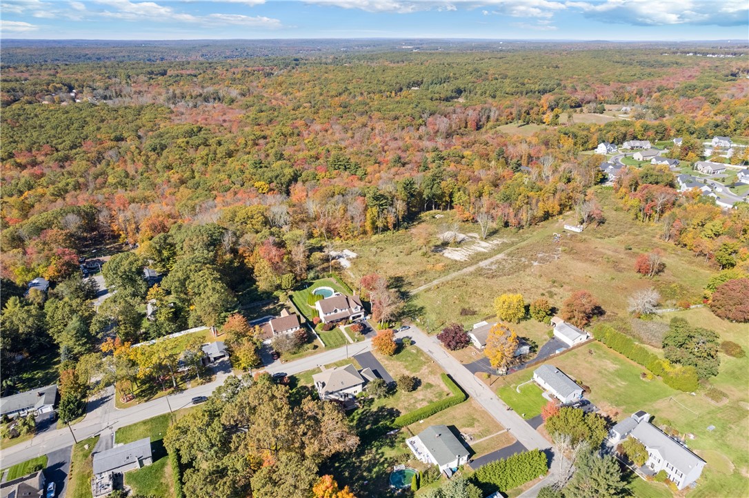 25 Linfield Circle Lincoln, RI 02865 - Photo 36 of 45