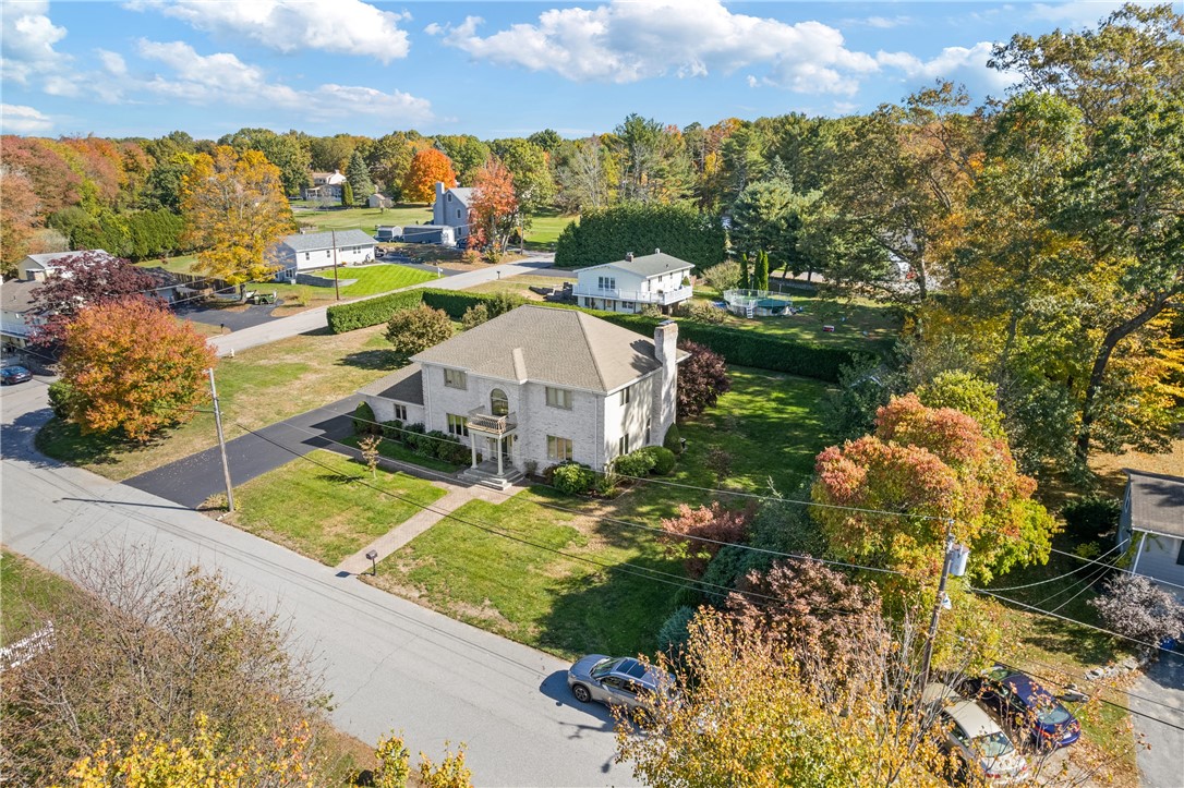 25 Linfield Circle Lincoln, RI 02865 - Photo 8 of 45