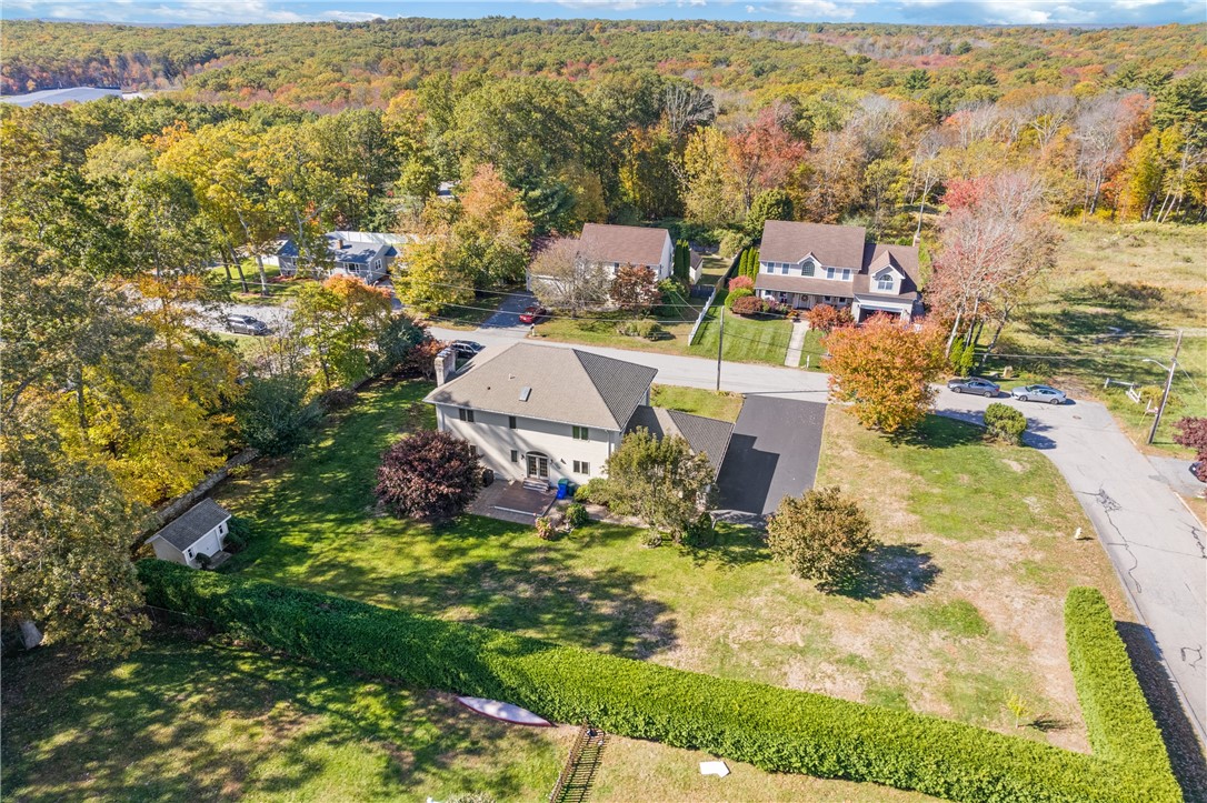 25 Linfield Circle Lincoln, RI 02865 - Photo 9 of 45