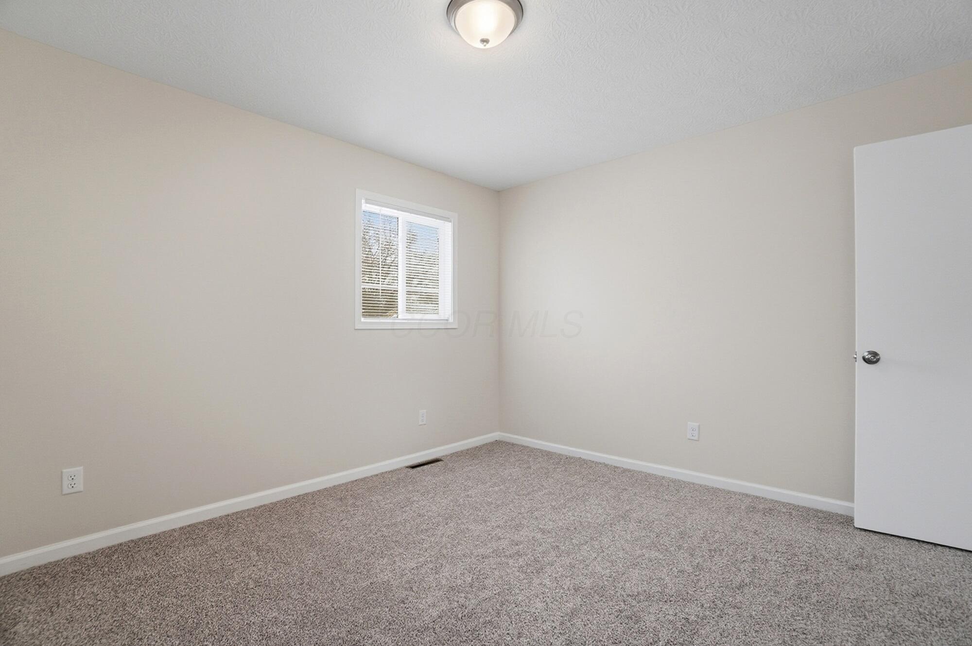 3824 Wade Road Columbus, OH 43232 - Photo 25 of 42 Bedroom 2