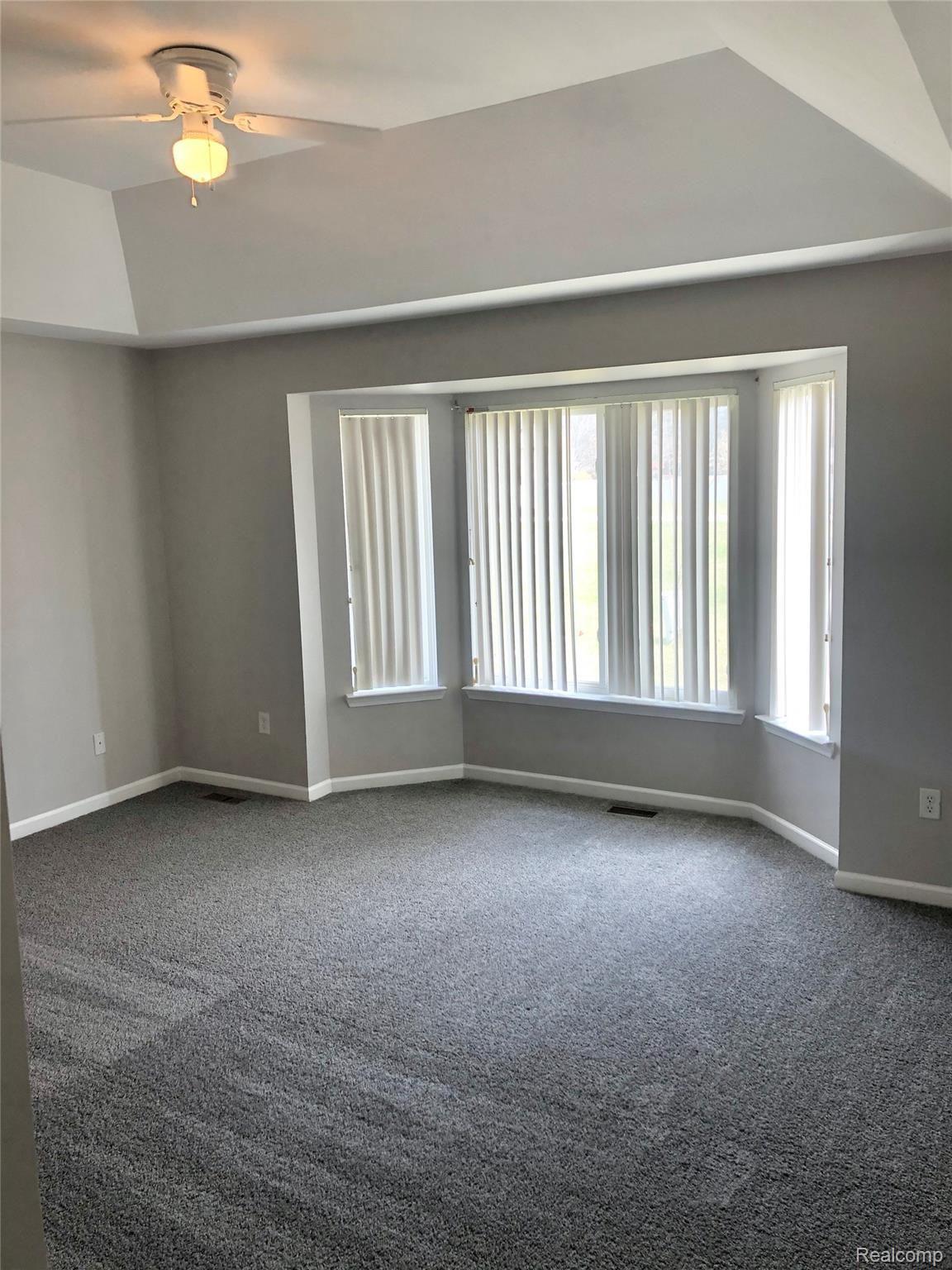 341 Cherry Lane Inkster, MI 48141 - Photo 8 of 21 25F44EA7-5EA2-499A-BF9F-A7AA5C2C0326.jpeg