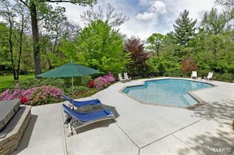9 Brookwood Road Town and Country, MO 63131 - Photo 29 of 47
