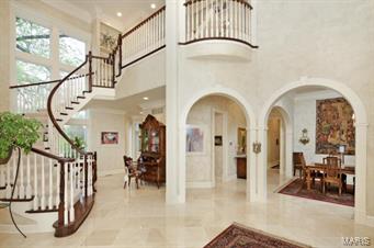 9 Brookwood Road Town and Country, MO 63131 - Photo 4 of 47