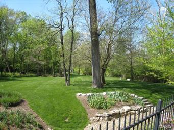 9 Brookwood Road Town and Country, MO 63131 - Photo 43 of 47