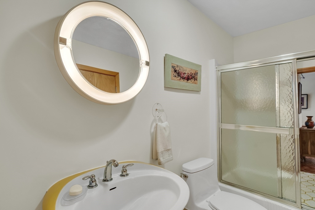 32 Mettacomet Path Harvard, MA 01451 - Photo 17 of 32 Gallery Image 17