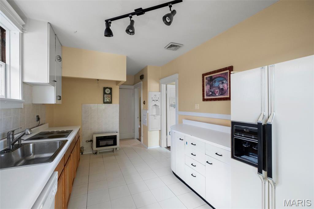 3642 Watson Road St. Louis, MO 63109 - Photo 34 of 53