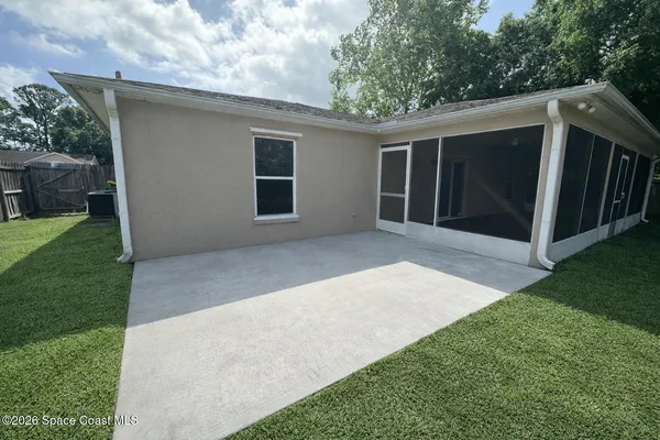 $1,950 | 6470 Ailes Avenue, Cocoa, FL 32927